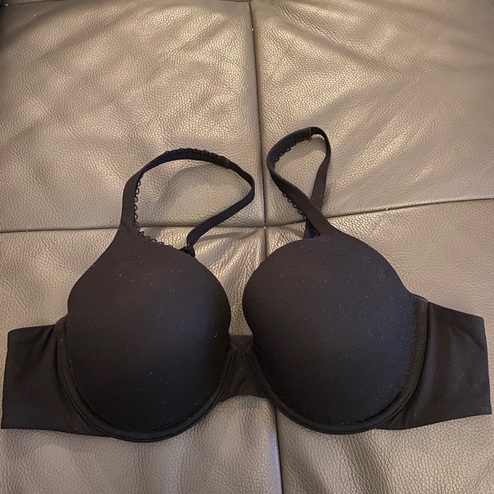 Victoria’s Secret Body by Victoria Black Bra